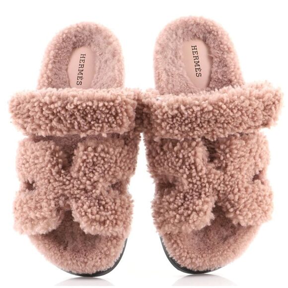 ❤️SOLD❤️HERMÈS Woman’s Chypre Shearling Sandals |Size: US 8.5 | IT 38.5| - Picture 1 of 10